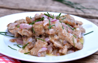 Тушковане м&#39;ясо з цибулею - рецепт як смачно приготувати тушковане м&#39;ясо з  цибулею | Покрокові рецепти з відео на Recept.ua